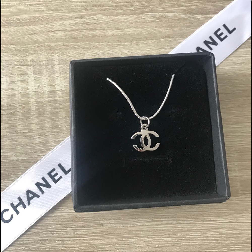 🖤Authentic CHANEL Zipper For Sale w 925 Necklace